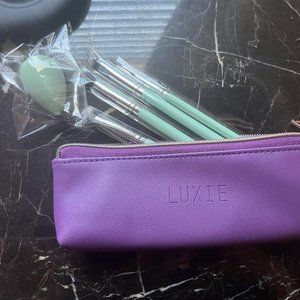 Luxie Florals Brush Set